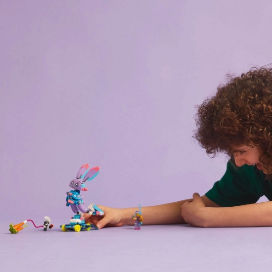 Imagine LEGO DREAMZzz Izzie și iepurașul de gaming Bunchurro 71490