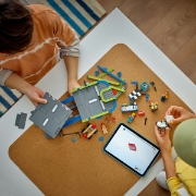 Imagine LEGO CITY FARA LIMITE: RAMPA PENTRU CURSE DE MASINI 60460