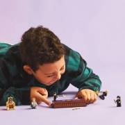 Imagine LEGO HARRY POTTER TM CASTELUL HOGWARTS CLUBUL DUELISTILOR 76441
