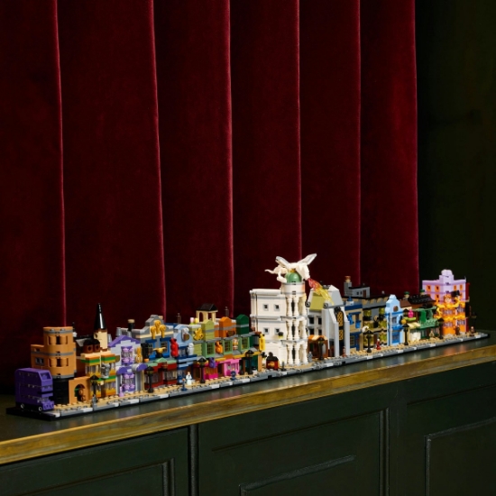 Imagine LEGO Harry Potter™ Magazine vrăjitorești pe Diagon Alley 76444