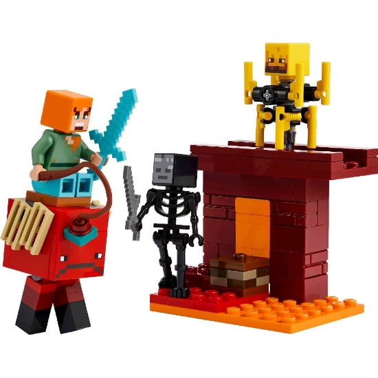 Imagine LEGO Minecraft Bătălie deasupra lavei în Nether 21266