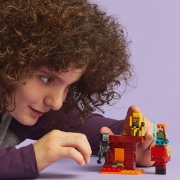 Imagine LEGO MINECRAFT BATALIE DEASUPRA LAVEI ÎN NETHER 21266