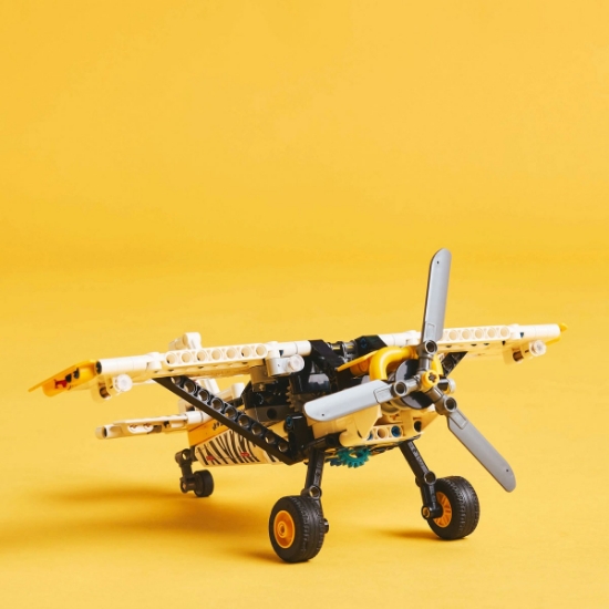 Imagine LEGO Technic Avion pentru zone greu accesibile 42198