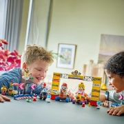 Imagine LEGO SUPER MARIO MARIO KART SET BABY PEACH SI GRAND PRIX 72036
