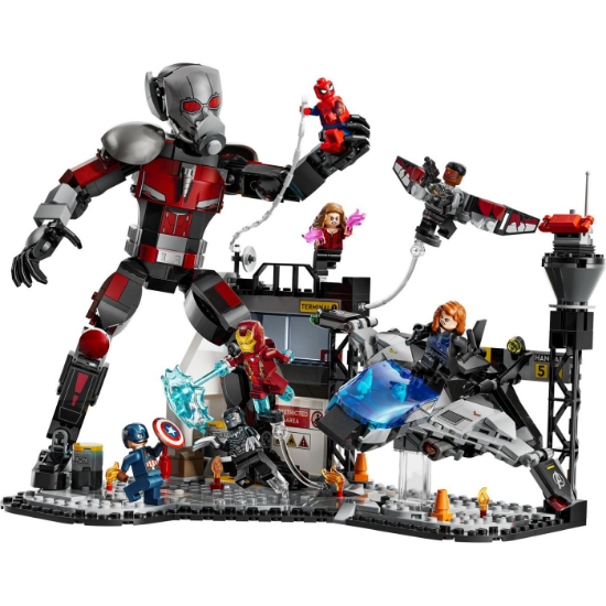 Imagine Lego Super Heroes Bătălia din Captain America: Civil War 76314
