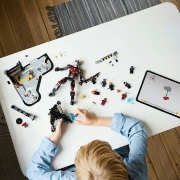 Imagine Lego Super Heroes Bătălia din Captain America: Civil War 76314