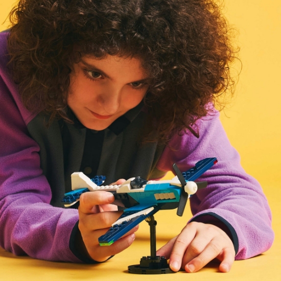 Imagine Lego Creator Avion de curse 31160Lego Creator Avion de curse 31160