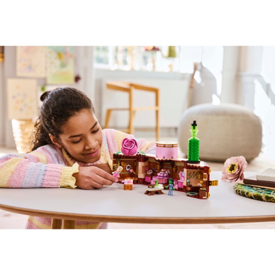 Imagine LEGO Wicked Camera de cămin a Glindei și a Elphabei 75683