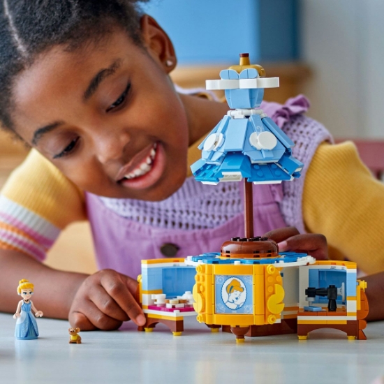 Imagine LEGO Disney Princess Rochia Cenușăresei 43266