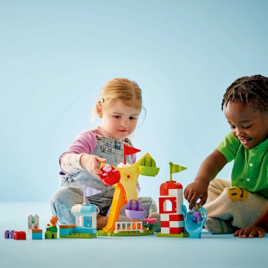 Imagine LEGO DUPLO Târg de distracții 10453
