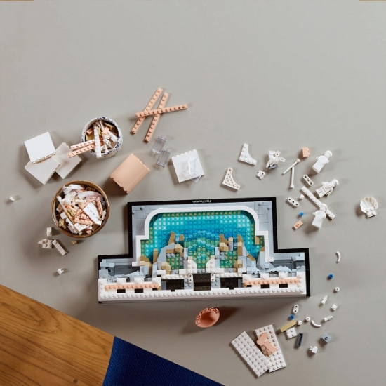 Imagine LEGO Architecture Fântâna Trevi 21062