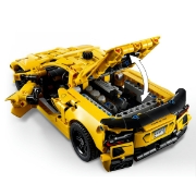 Imagine Lego Technic Chevrolet Corvette Stingray 42205