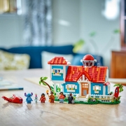 Imagine LEGO DISNEY CASA DE PE PLAJA A LUI LILO SI STITCH 43268