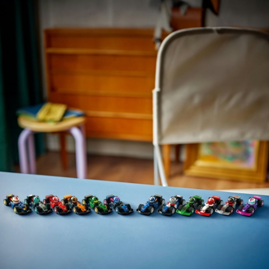 Imagine LEGO Formula 1 Mașini de curse F1 de colecție 71049