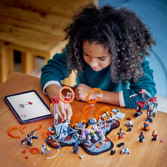 Imagine Lego Super Heroes Răzbunătorii Sfârșitul Jocului Bătălia finală 76323