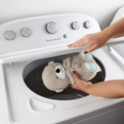 Imagine Fisher Price Jucărie respiră cu bebelușul – Vidra calmantă și pufoasă 