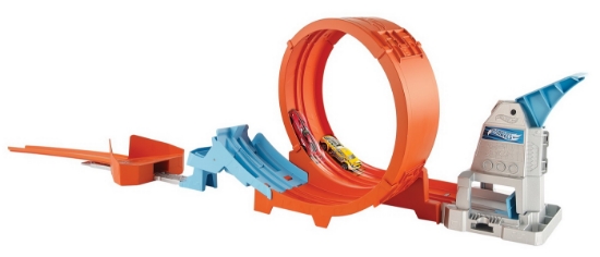 Imagine Hot Wheels circuit rapid cu lansator pentru cascadorii și mașinuță exclusivă