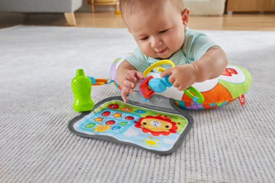 Imagine Fisher Price – Pernuță cu activități