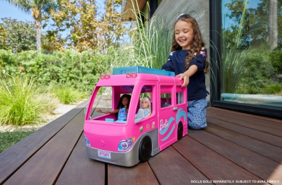 Imagine Barbie vehicul Dream Camper