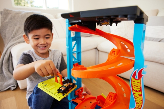 Imagine Hot Wheels City Turnul de curse