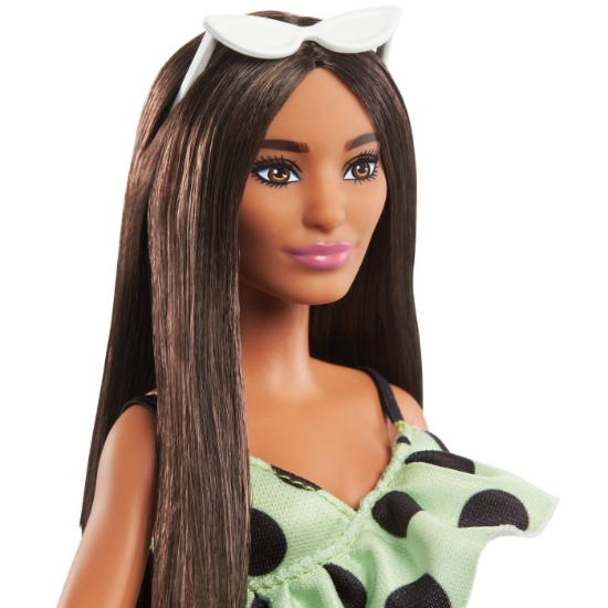 Imagine PAPUSA BARBIE FASHIONISTA BRUNETA CU SALOPETA VERDE