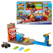 Imagine HOT WHEELS MONSTER TRUCKS SET BLAST STATION 