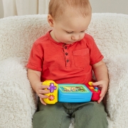 Imagine FISHER PRICE LAUGH&LEARN CONSOLA BEBE IN LIMBA ROMANA