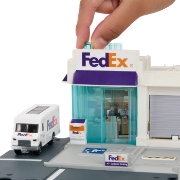 Imagine MATCHBOX SET ACTION DRIVERS CENTRUL DE COLETE FEDEX