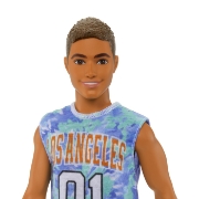 Imagine BARBIE PAPUSA BAIAT FASHIONISTAS SATEN CU UN PICIOR CU PROTEZA