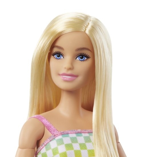 Imagine BARBIE PAPUSA BARBIE BLONDA IN SCAUN CU ROTILE
