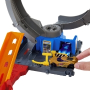 Imagine Hot Wheels City pista inamicilor bucla liliacului