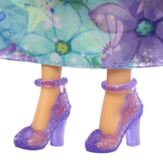 Imagine  DISNEY PRINCESS SPIN AND REVEAL PAPUSA ARIEL