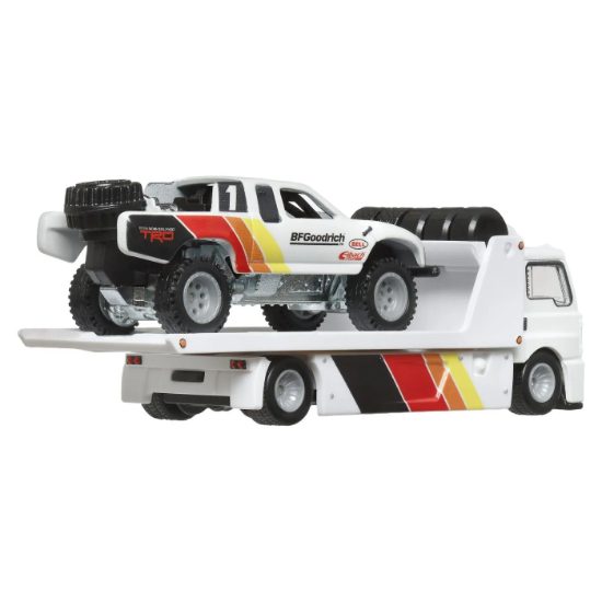 Imagine  Hot Wheels transportator Fleet Street cu mașinuță Toyota Off Road Truck, scară 1:64