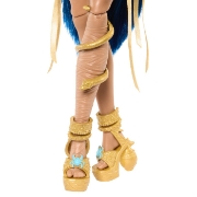 Imagine MONSTER HIGH PAPUSA CLEO DENILE SI COBRA HISSETTE