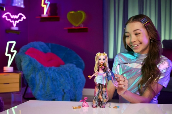 Imagine MONSTER HIGH PAPUSA LAGOONA BLUE SI PESTISORUL NEPTUNA