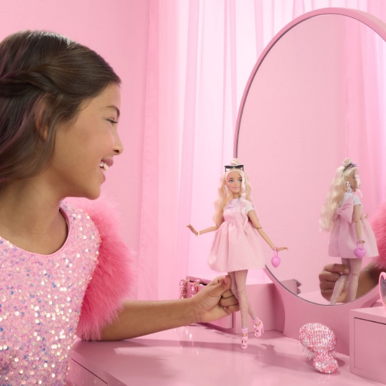 Imagine BARBIE PAPUSA BARBIE DELUXE STYLE