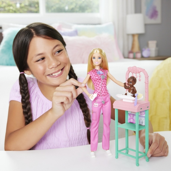 Imagine BARBIE SET DE JOACA PAPUSA BARBIE BLONDA FACE CARIERA PEDIATRU