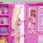 Imagine BARBIE DULAPUL DE VIS A LUI BARBIE