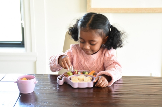 Imagine Farfurie compartimentată din silicon cu ventuză, Melii, model pisică