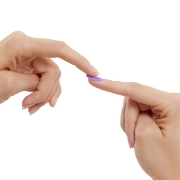 Imagine L.O.L. SURPRISE! OMG SWEET NAILS CANDYLICIOUS SPRINKLES SHOP SET PAPUSA CU ACCESORII