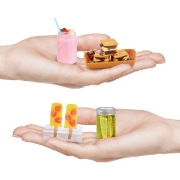 Imagine MGA’S MINIVERSE MINI FOOD CAFÉ S3 SET SURPRIZA