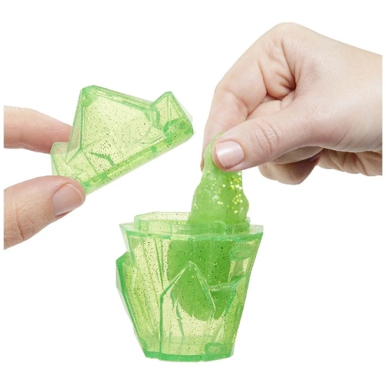 Imagine RAINBOW HIGH PAPUSA JADE HUNTER