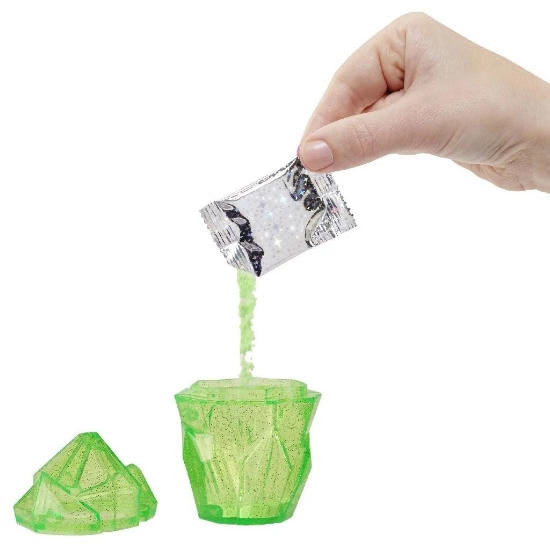 Imagine RAINBOW HIGH PAPUSA JADE HUNTER