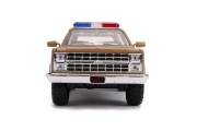 Imagine MACHETA METALICA 1980 CHEVY POLICE K5 SCARA 1 LA 24