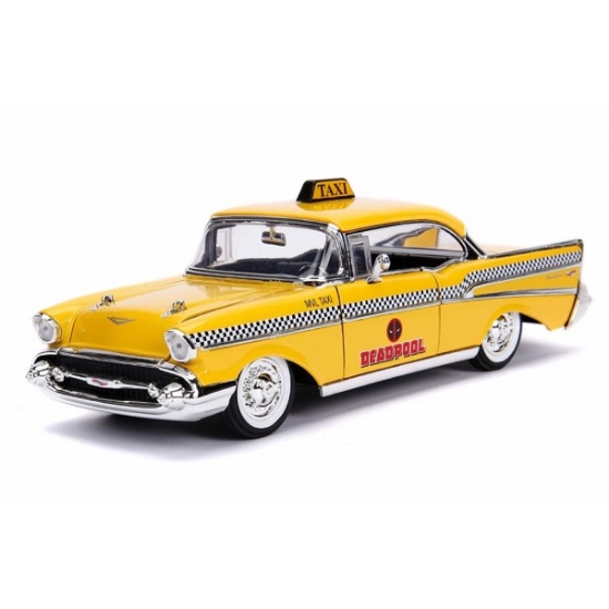 Imagine Yellow Taxi Chevy 1957 Deadpool scară 1:24