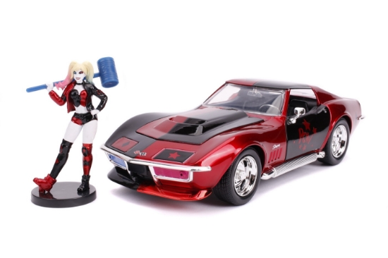 Imagine Mașinuță din metal Harley Quinn 1969 Chevy Corvette scară 1:24