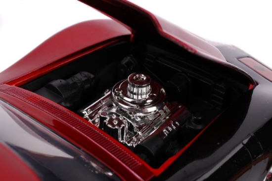 Imagine Mașinuță din metal Harley Quinn 1969 Chevy Corvette scară 1:24