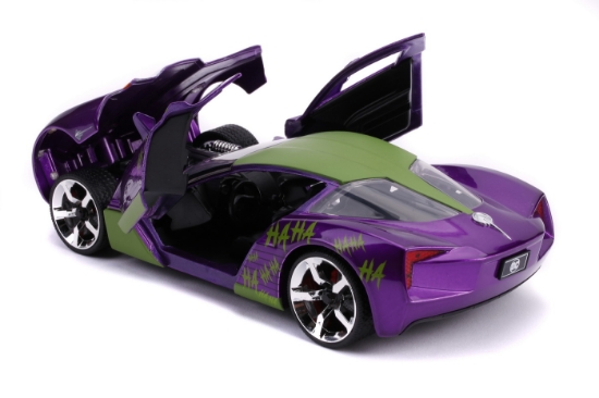 Imagine Masinuta metalica Chevy Corvette Stingray 2009 și figurina Joker, scara 1:24