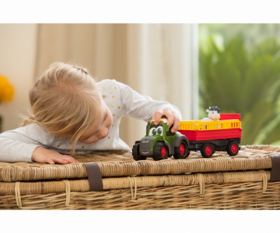 Imagine Tractoraș cu remorcă pentru animale cu figurină văcuță