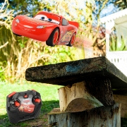 Imagine MASINA CU TELECOMANDA FULGER McQUEEN 17CM